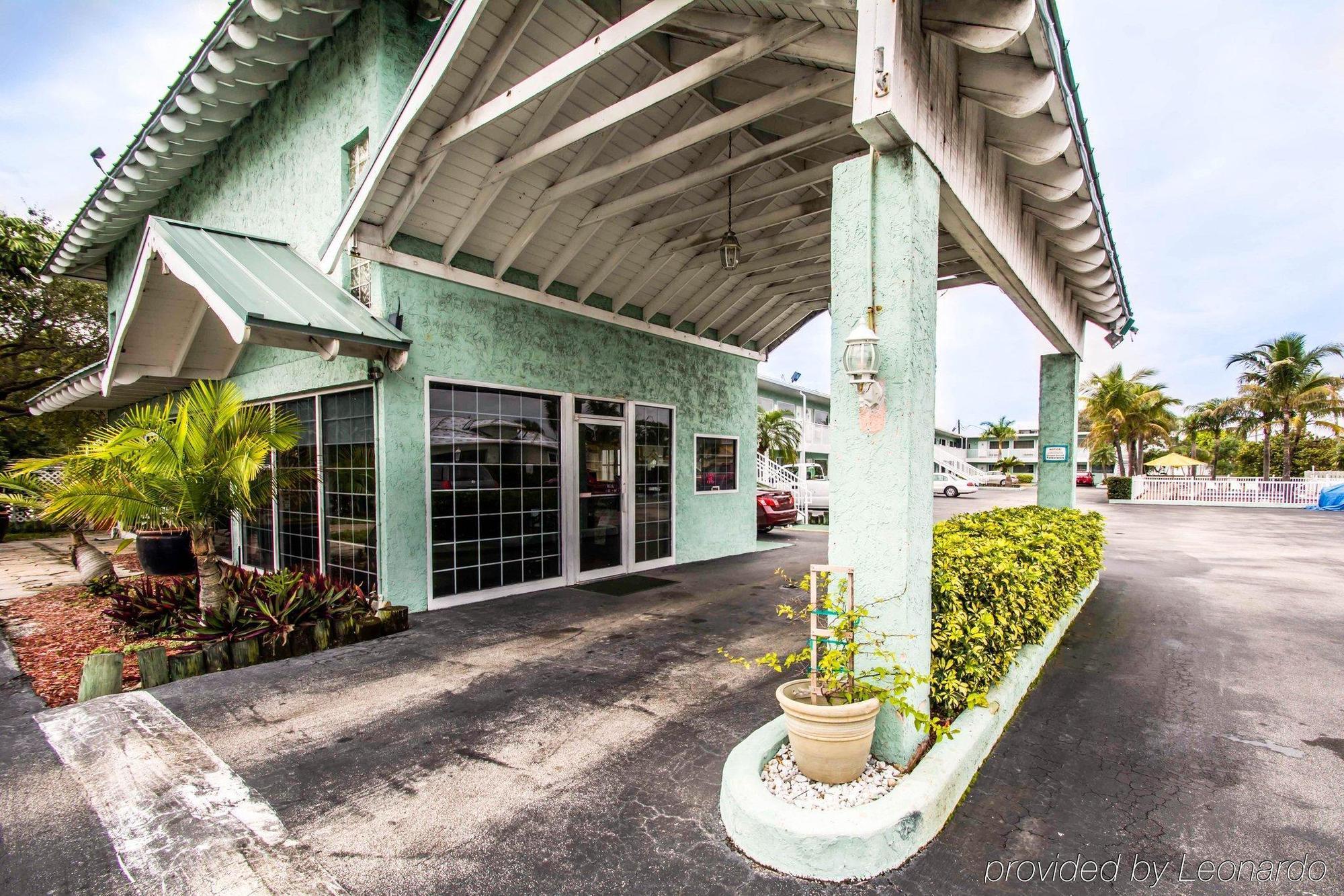 Econo Lodge Cocoa Beach - Near The Port Eksteriør billede